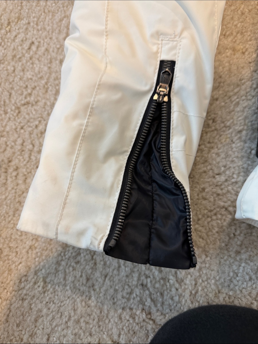 Ski jacket - Picture 5 of 8